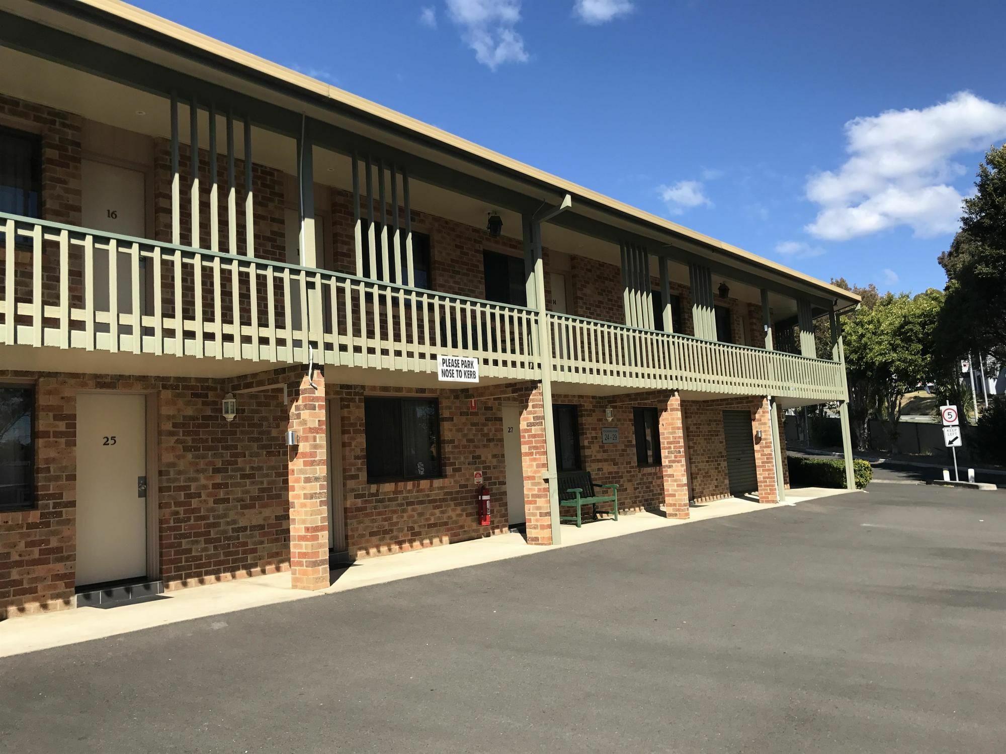 Sunseeker Motor Inn Batemans Bay Exterior photo